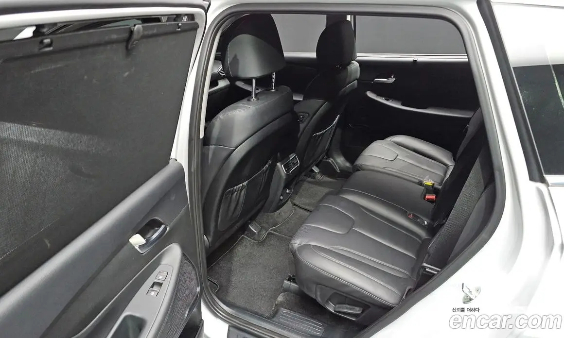 Hyundai Santa Fe 2022 2.2 автомат (гидро), фото 16 Hyundai Santa Fe 2022 2.2 автомат (гидро), фото 16