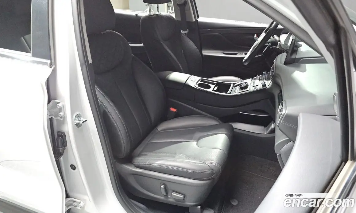 Hyundai Santa Fe 2022 2.2 автомат (гидро), фото 18 Hyundai Santa Fe 2022 2.2 автомат (гидро), фото 18
