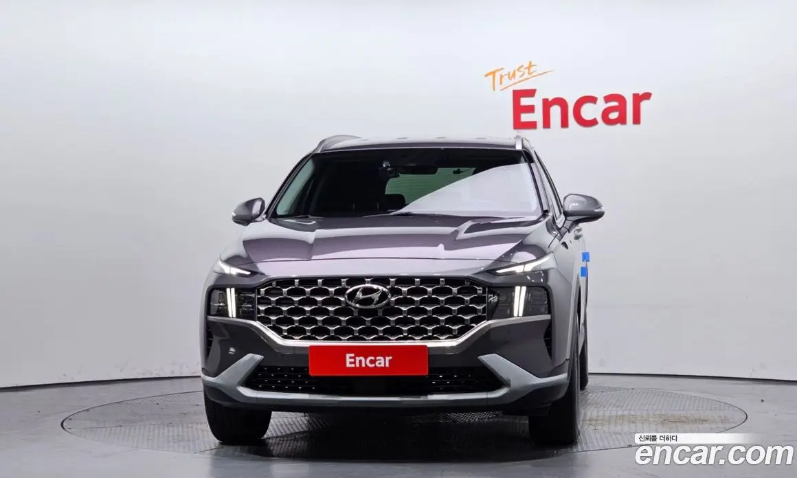 Hyundai Santa Fe 2022 2.2 автомат (гидро), фото 3 Hyundai Santa Fe 2022 2.2 автомат (гидро), фото 3
