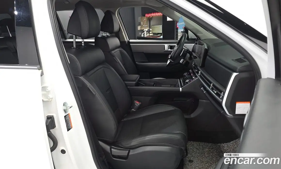 Hyundai Santa Fe 2024 1.6 автомат (гидро), фото 17