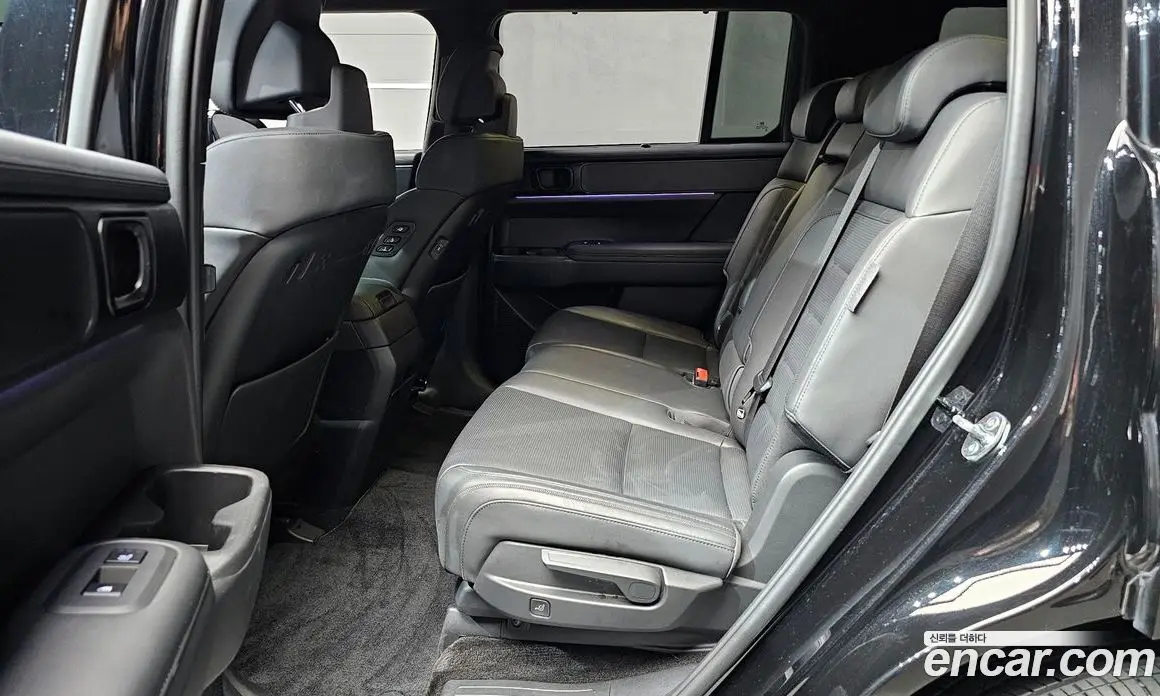 Hyundai Santa Fe 2024 1.6 автомат (гидро), фото 16