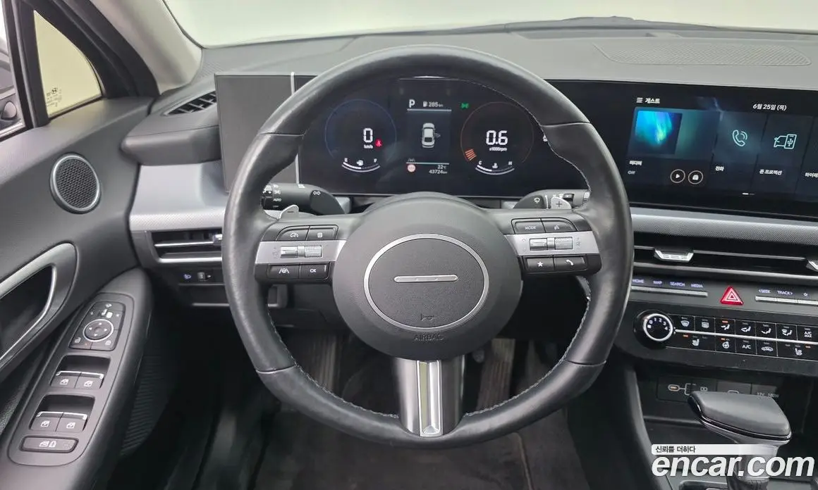 Hyundai Sonata 2023 2.0 автомат (гидро), фото 13