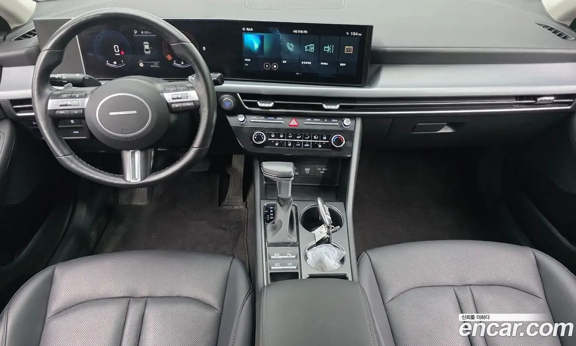 Hyundai Sonata 2023 2.0 автомат (гидро), фото 7