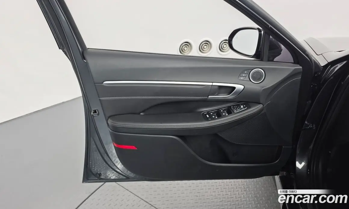 Hyundai Sonata 2024 1.6 автомат (гидро), фото 14