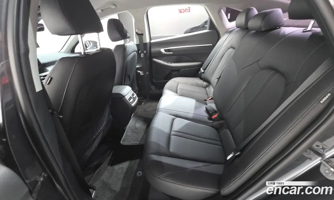 Hyundai Sonata 2024 1.6 автомат (гидро), фото 16