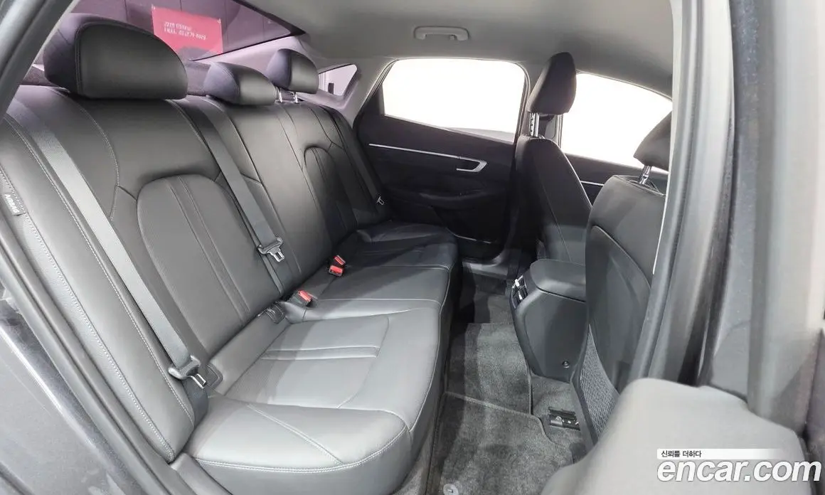 Hyundai Sonata 2024 1.6 автомат (гидро), фото 25