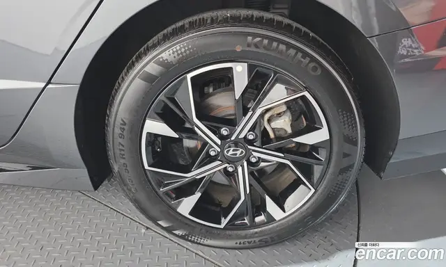 Hyundai Sonata 2024 1.6 автомат (гидро), миниатюра 7