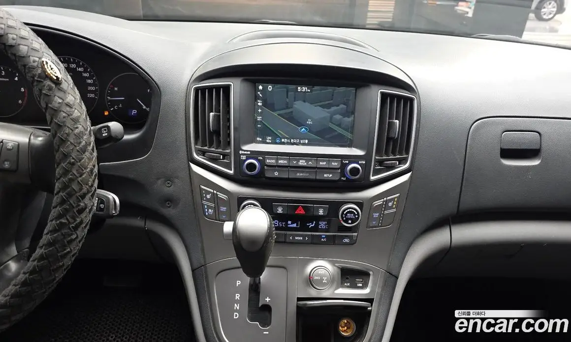 Hyundai Starex 2018 2.5 автомат (гидро), фото 14