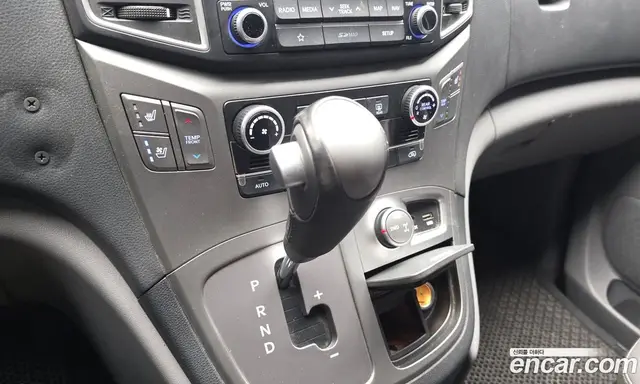 Hyundai Starex 2018 2.5 автомат (гидро), миниатюра 9