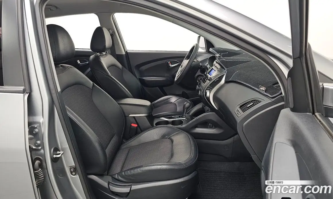 Hyundai Tucson 2010 2.0 автомат (гидро), фото 11