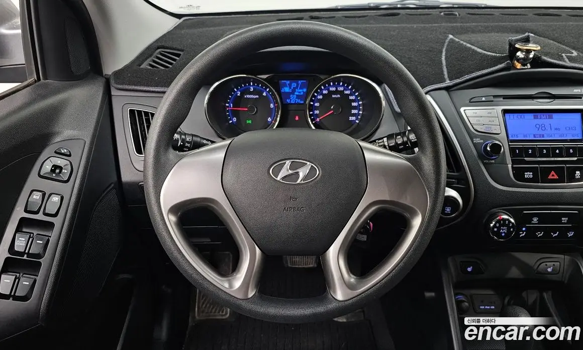 Hyundai Tucson 2010 2.0 автомат (гидро), фото 13
