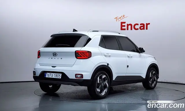 Hyundai Venue 2025 1.6 автомат (гидро), миниатюра 2
