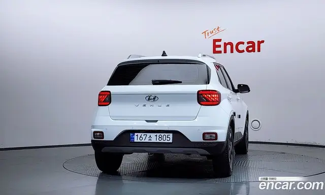 Hyundai Venue 2025 1.6 автомат (гидро), миниатюра 4