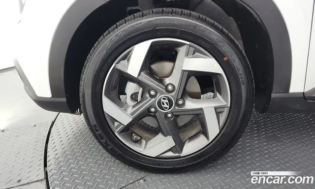 Hyundai Venue 2025 1.6 автомат (гидро), миниатюра 5