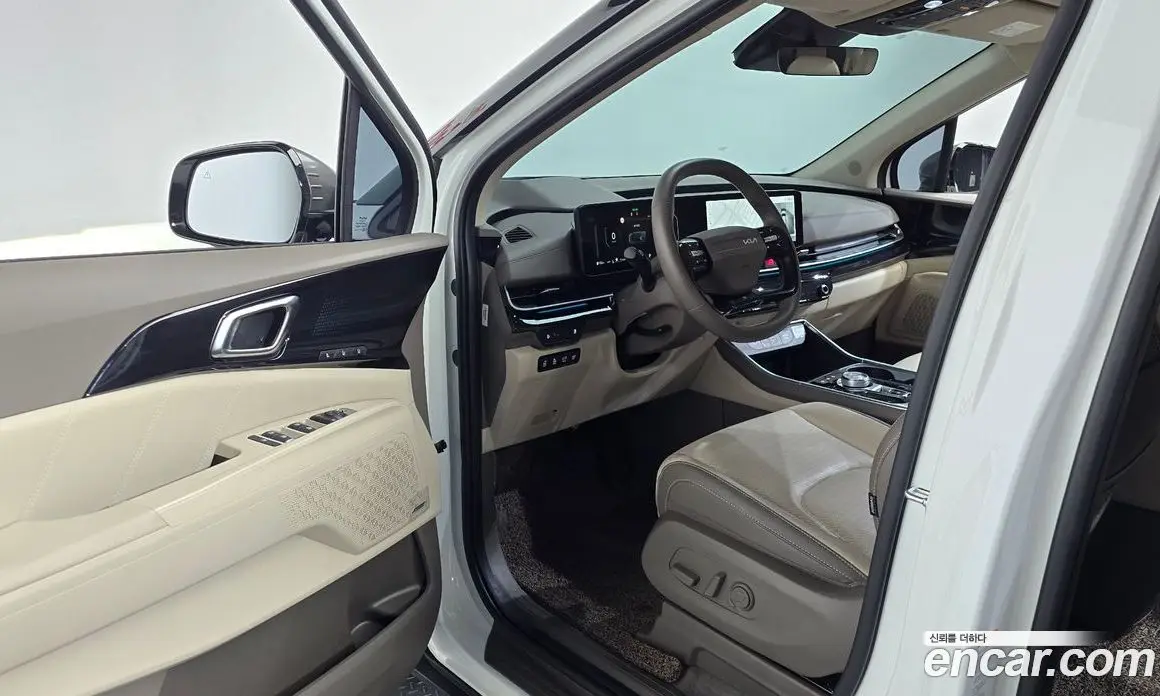 Kia Carnival 2025 1.6 автомат (гидро), фото 13