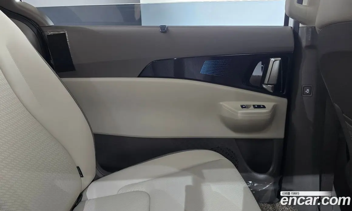 Kia Carnival 2025 1.6 автомат (гидро), фото 15