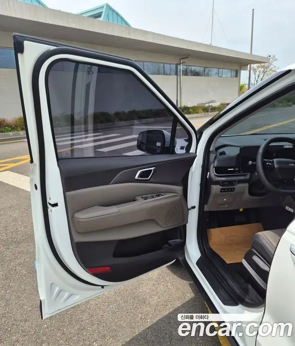 Kia Carnival 2026 1.6 автомат (гидро), миниатюра 5