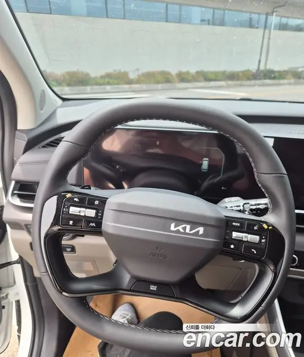Kia Carnival 2026 1.6 автомат (гидро), фото 9