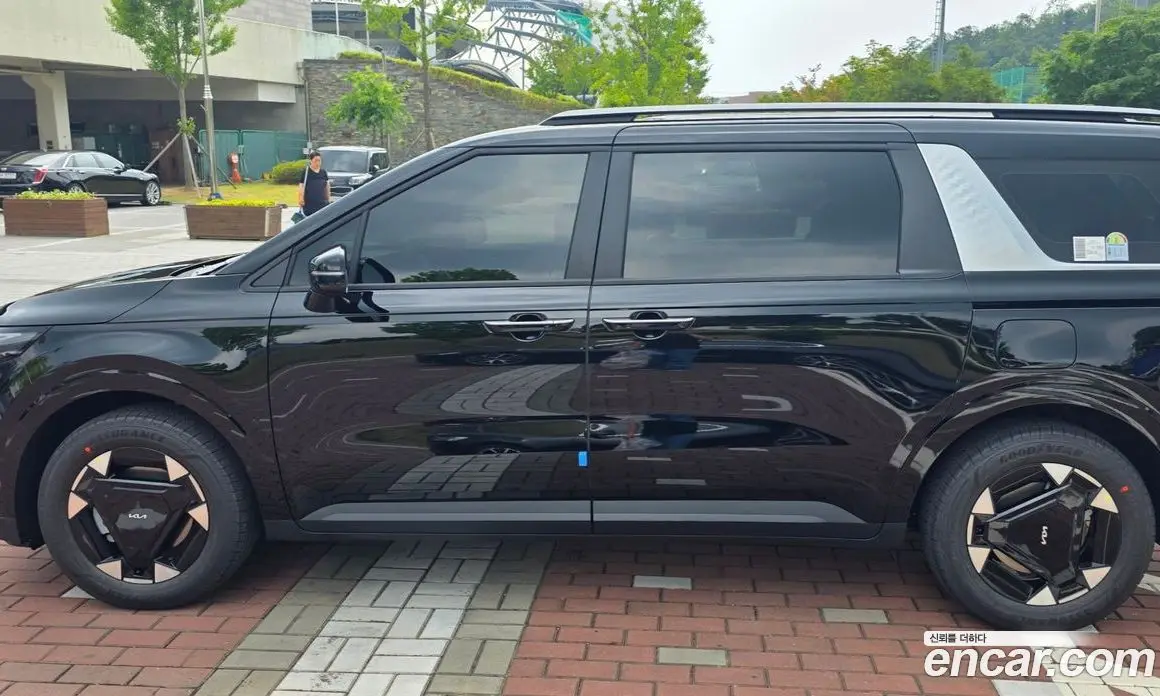 Kia Carnival 2026 3.5 автомат (гидро), фото 3