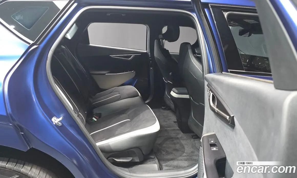 Kia EV6 2024 0.1 автомат (гидро), фото 18