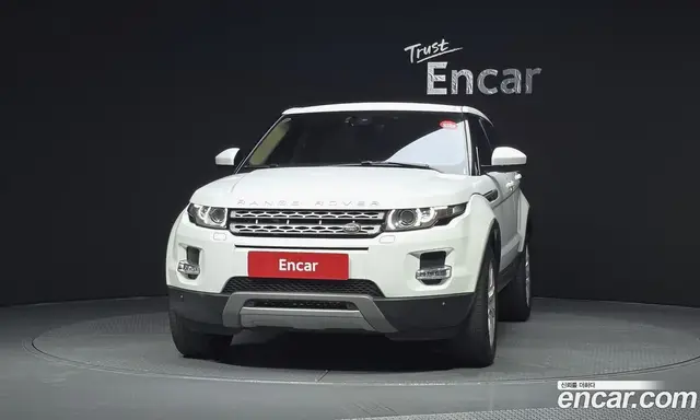 Land Rover Range Rover Evoque 2015 2.2 автомат (гидро), миниатюра 3