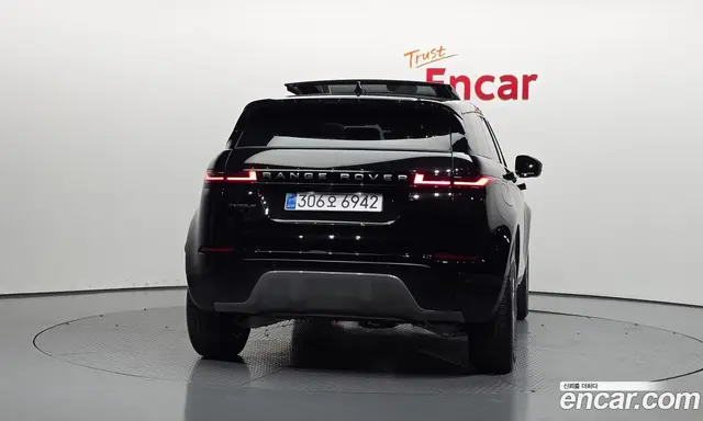 Land Rover Range Rover Evoque 2025 2.0 автомат (гидро), миниатюра 4