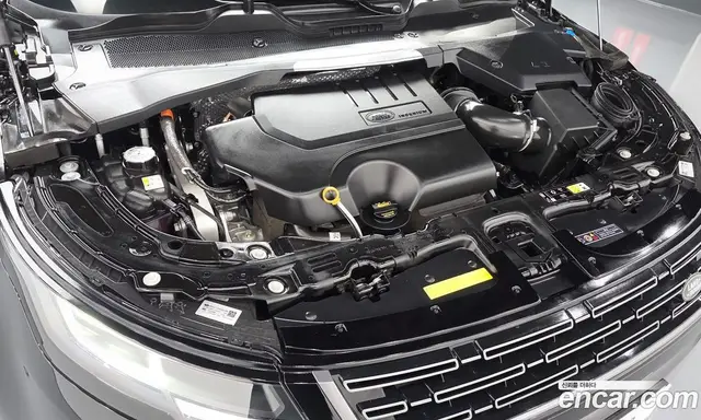 Land Rover Range Rover Evoque 2025 2.0 автомат (гидро), миниатюра 6