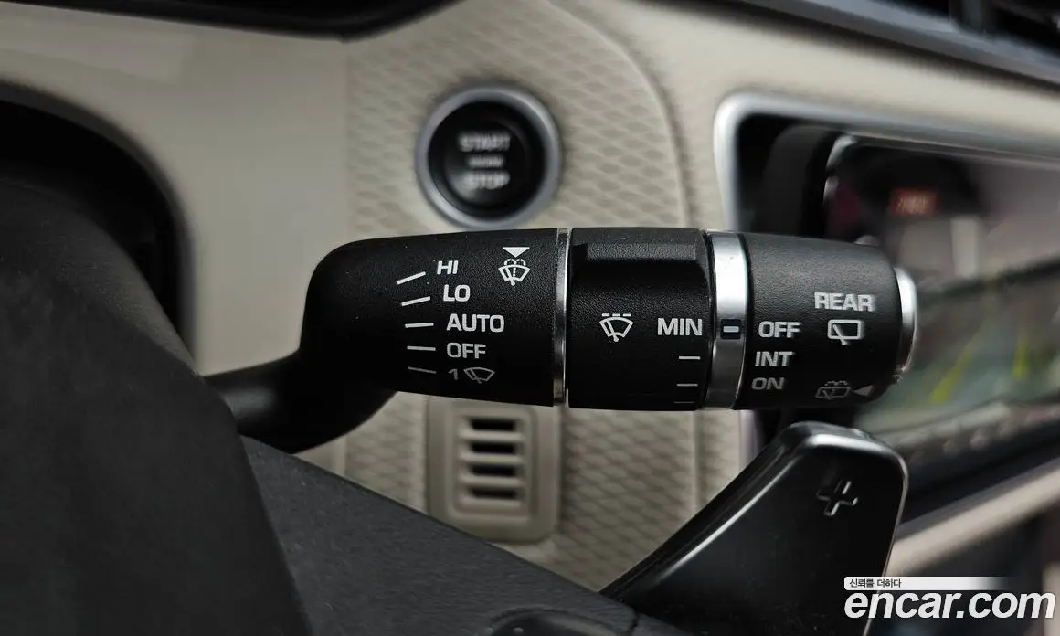 Land Rover Range Rover Velar 2017 3.0 автомат (гидро), фото 23