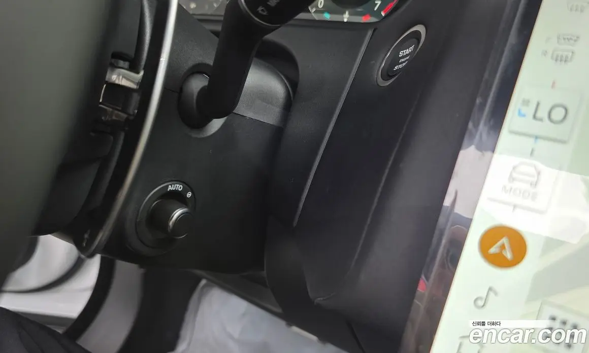 Land Rover Range Rover Velar 2026 2.0 автомат (гидро), фото 26