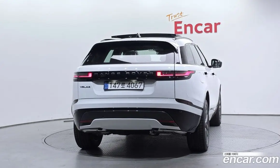 Land Rover Range Rover Velar 2026 2.0 автомат (гидро), фото 4