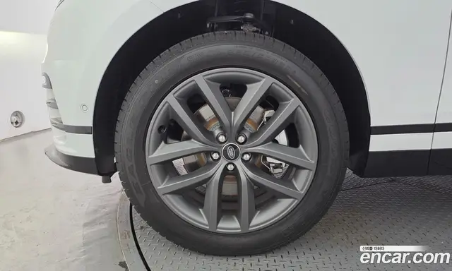 Land Rover Range Rover Velar 2026 2.0 автомат (гидро), миниатюра 5
