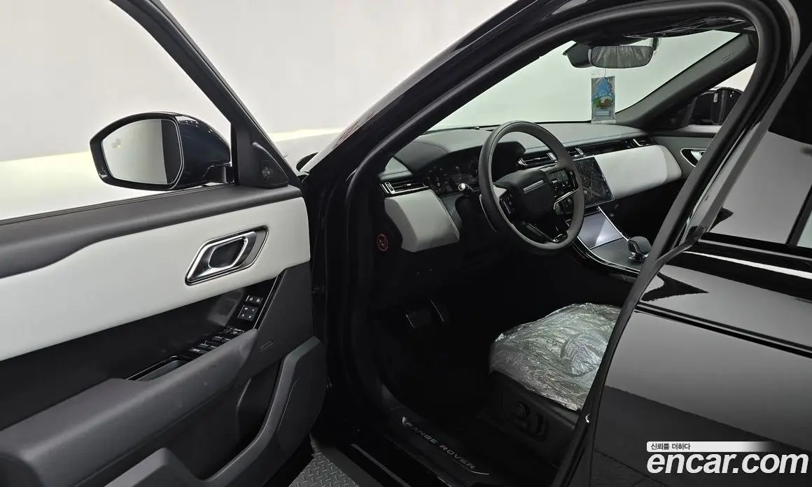 Land Rover Range Rover Velar 2026 2.0 автомат (гидро), фото 13