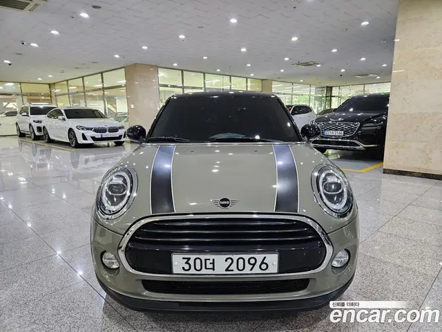 Mini Cooper 2019 1.5 автомат (гидро), миниатюра 2