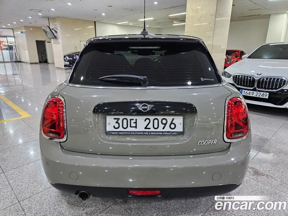 Mini Cooper 2019 1.5 автомат (гидро), фото 4