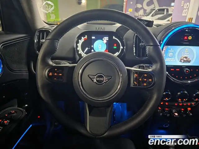 Mini Countryman 2023 1.5 автомат (гидро), миниатюра 8