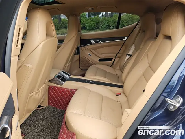 Porsche Panamera 2011 3.6 автомат (гидро), миниатюра 10