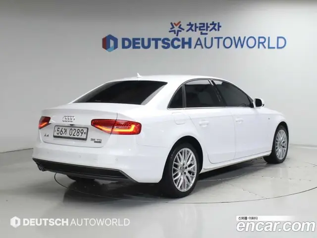 Audi A4 2015 2.0 автомат (гидро), миниатюра 2