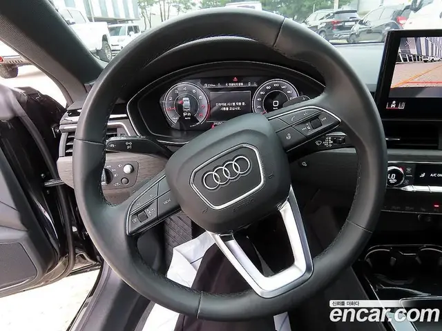 Audi A5 2023 2.0 автомат (гидро), миниатюра 8