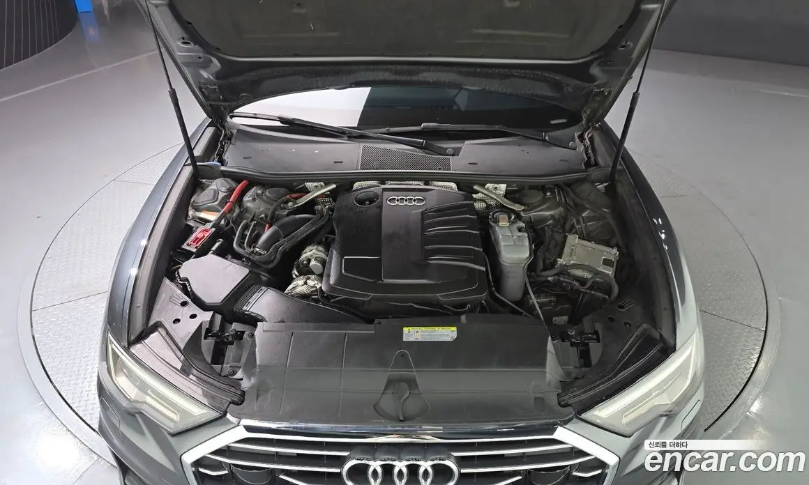 Audi A6 2020 2.0 автомат (гидро), фото 6