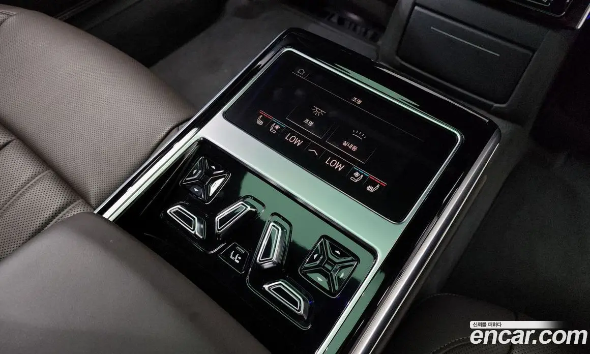Audi A8 2021 4.0 автомат (гидро), фото 35