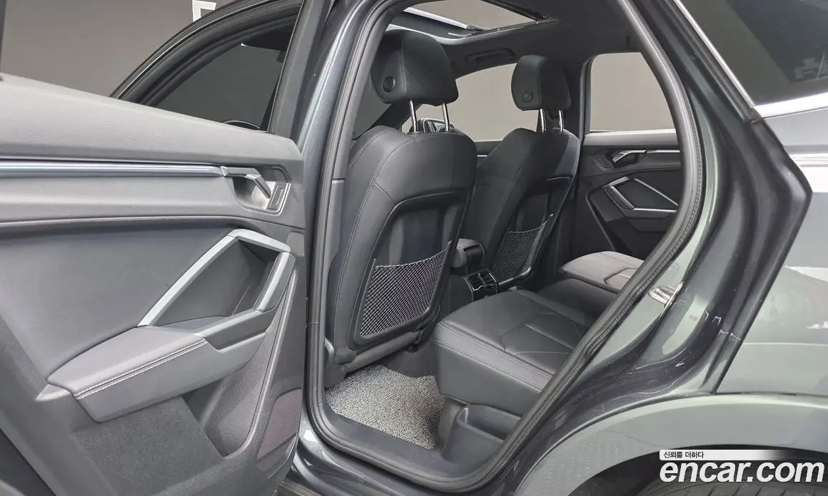 Audi Q3 2023 2.0 автомат (гидро), фото 24