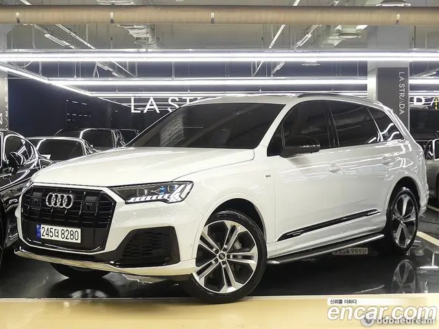 Audi Q7 2023 3.0 автомат (гидро), миниатюра 3