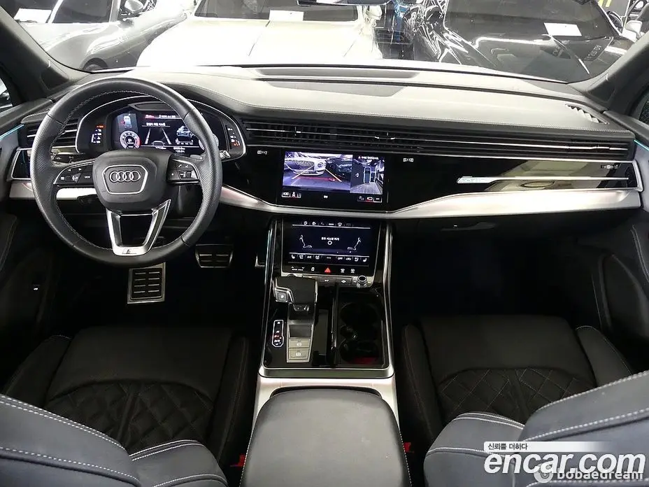 Audi Q7 2023 3.0 автомат (гидро), фото 7