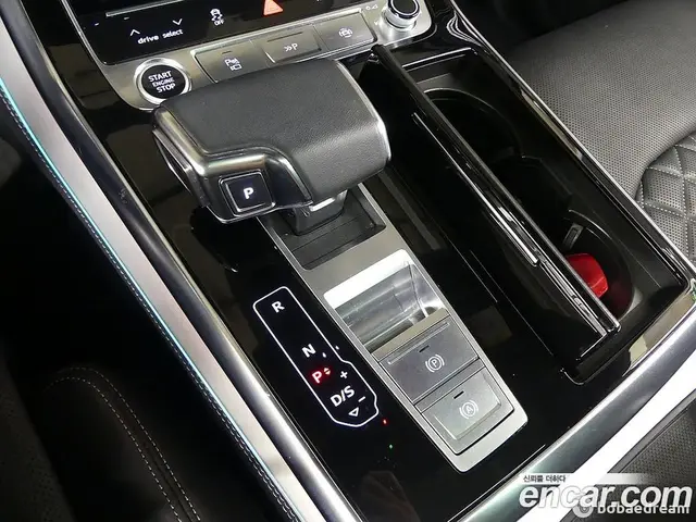 Audi Q7 2023 3.0 автомат (гидро), миниатюра 9