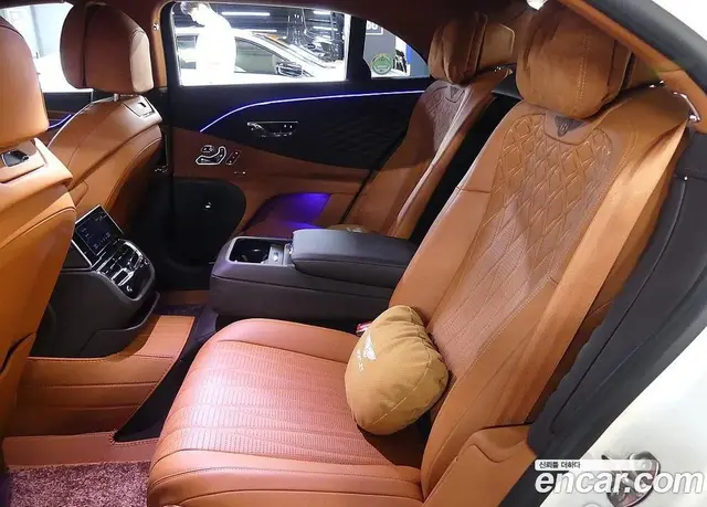 Bentley Flying Spur 2022 4.0 автомат (гидро), миниатюра 10 Bentley Flying Spur 2022 4.0 автомат (гидро), миниатюра 10