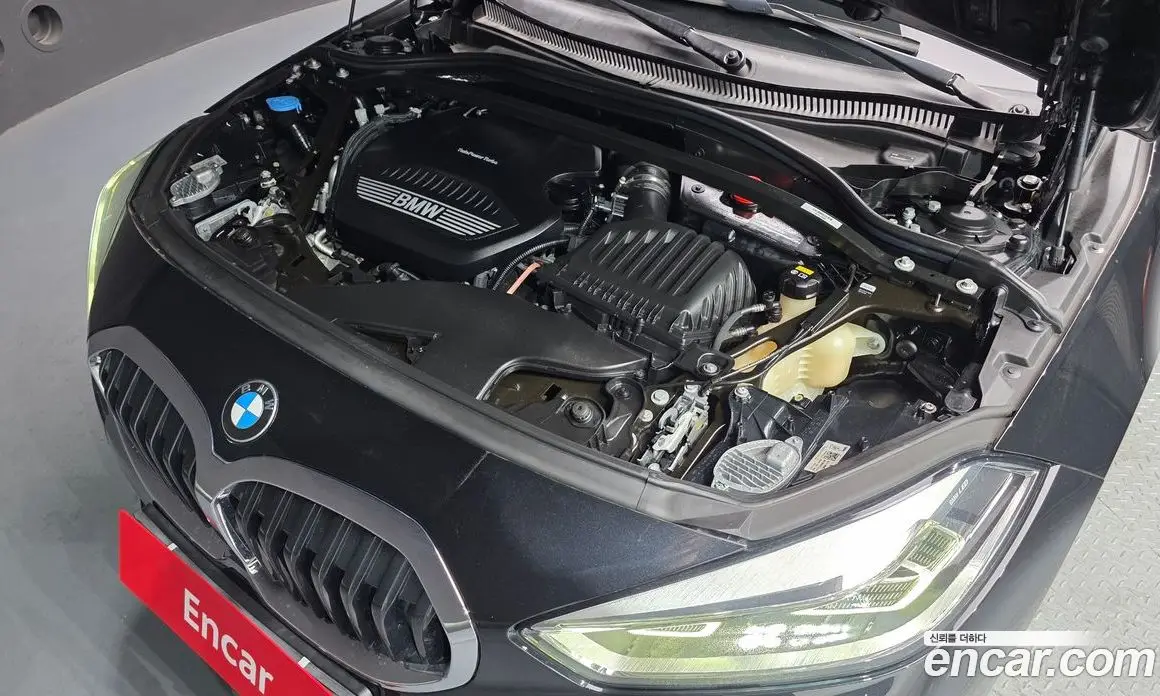 BMW 1 серия 2020 2.0 автомат (гидро), фото 6