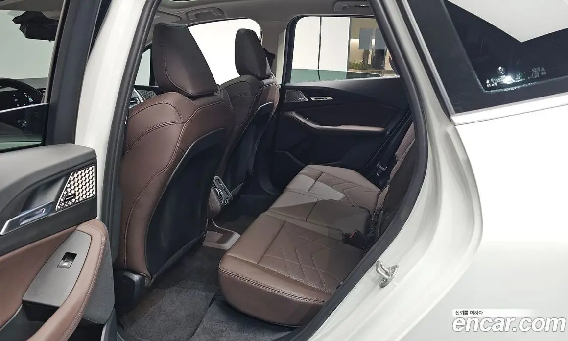 BMW 2 серия 2024 2.0 автомат (гидро), фото 15