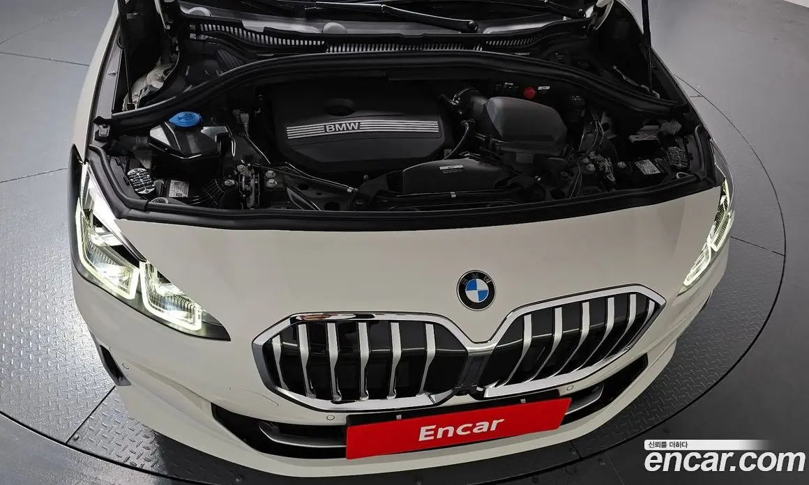 BMW 2 серия 2024 2.0 автомат (гидро), фото 5