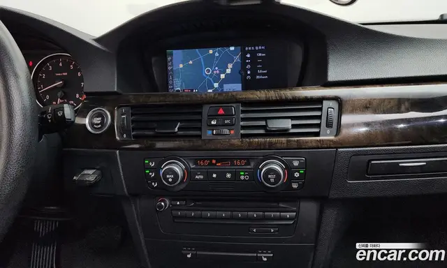 BMW 3 серия 2009 3.0 автомат (гидро), миниатюра 12