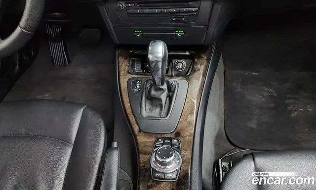 BMW 3 серия 2009 3.0 автомат (гидро), миниатюра 9
